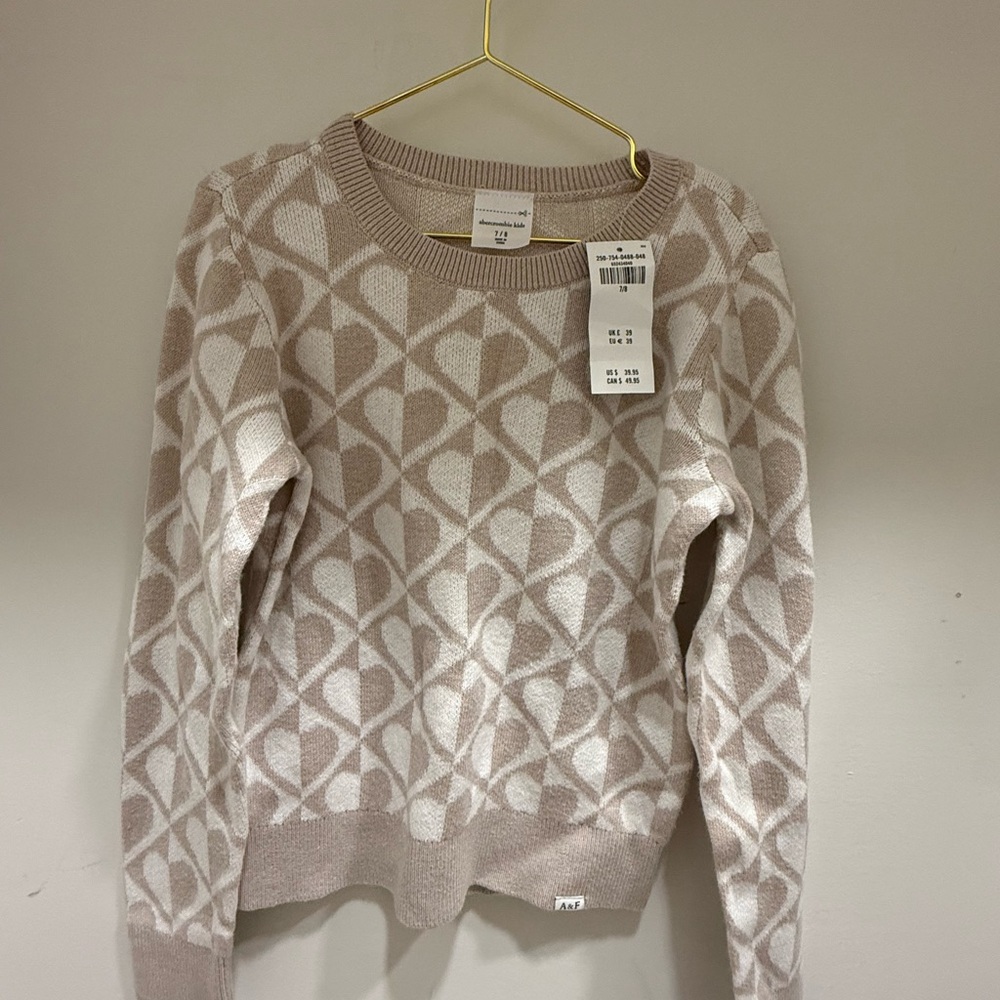 Patterned Beige Abercrombie Sweater